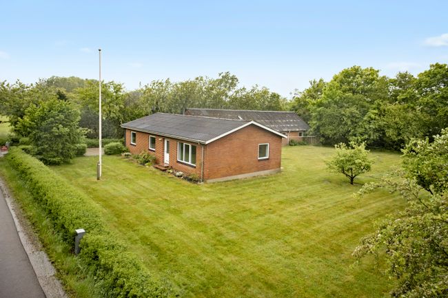 Munkbrovej 14, Nr Felding